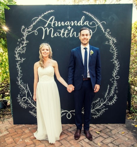 chalk_board_photo_booth_backdrop_couple
